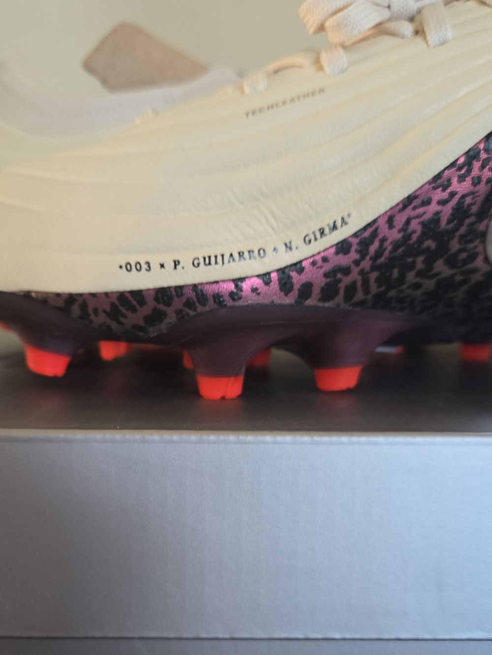 Nike United Tiempo Maestro Elite FG with Bag - Picture 3 of 6
